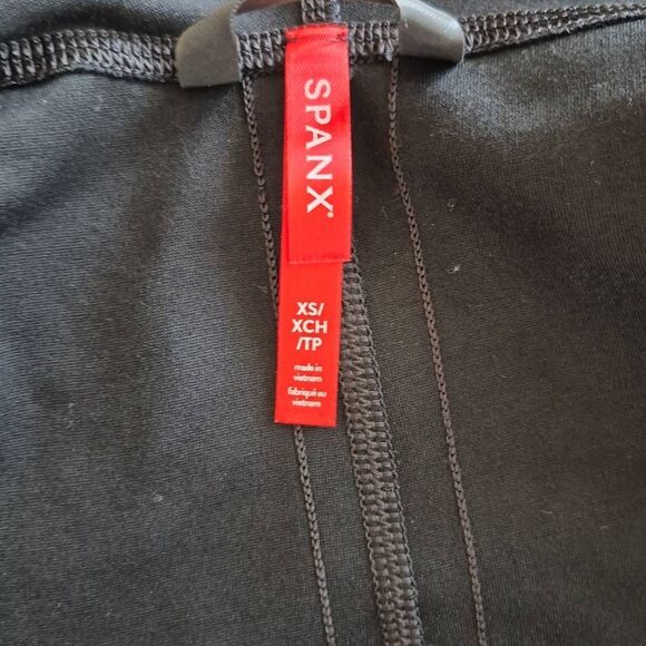 SPANX Faux Leather Convertible Black Coat Drape Front Jacket Size XS - Picture 7 of 9